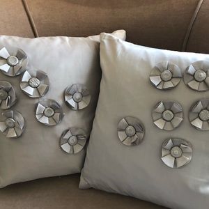 DKNY *New*silver satin gray flower feather pillows
